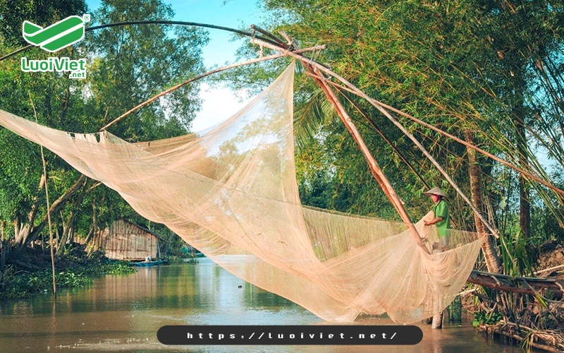 su-dung-luoi-chan-con-trung-dung-de-lam-vo-danh-bat-thuy-hai-san